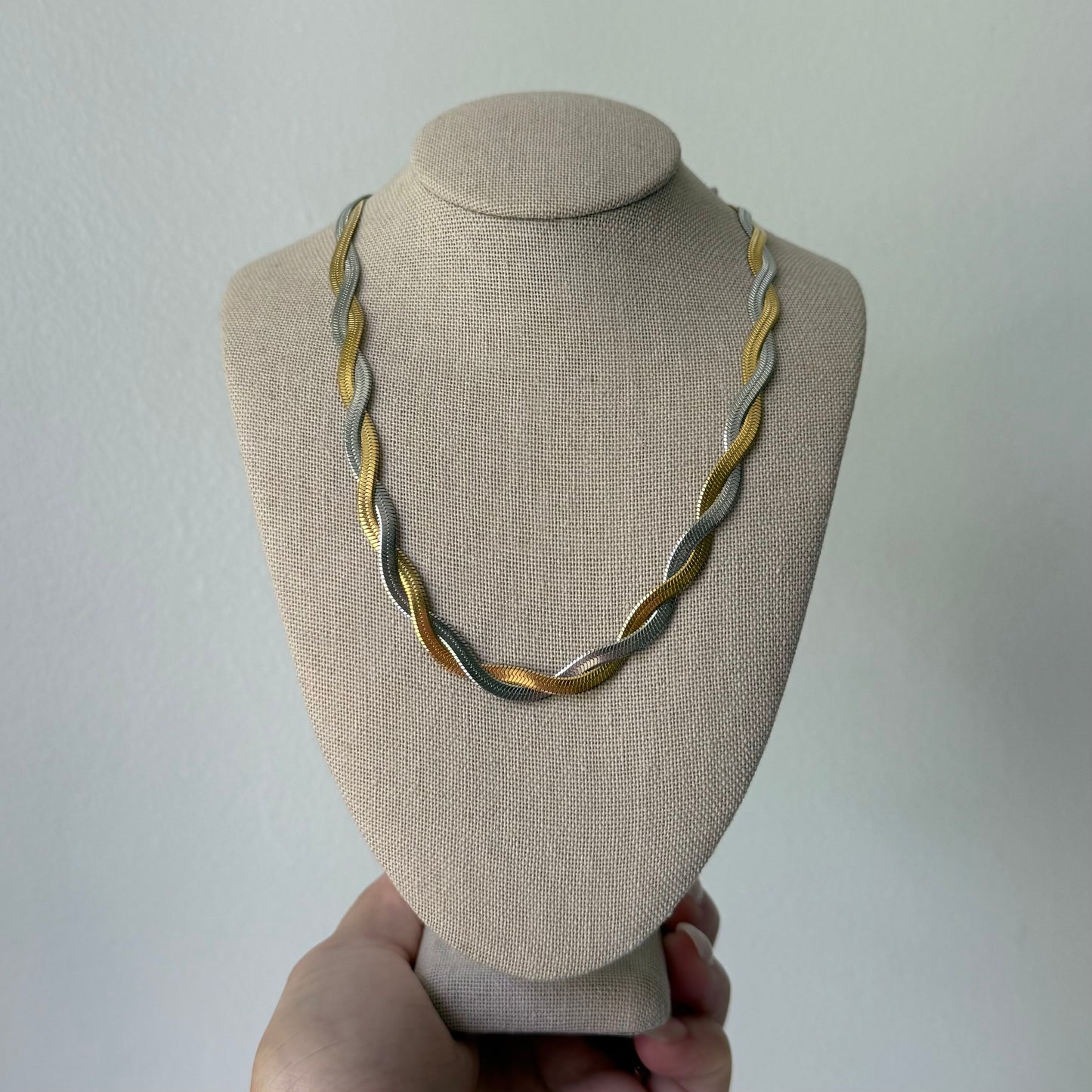 Dos Tonos Snake Necklace