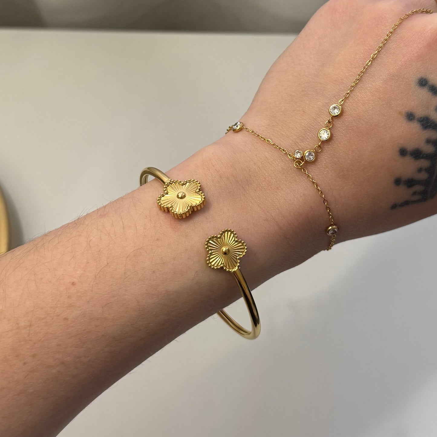 Clover Bangle