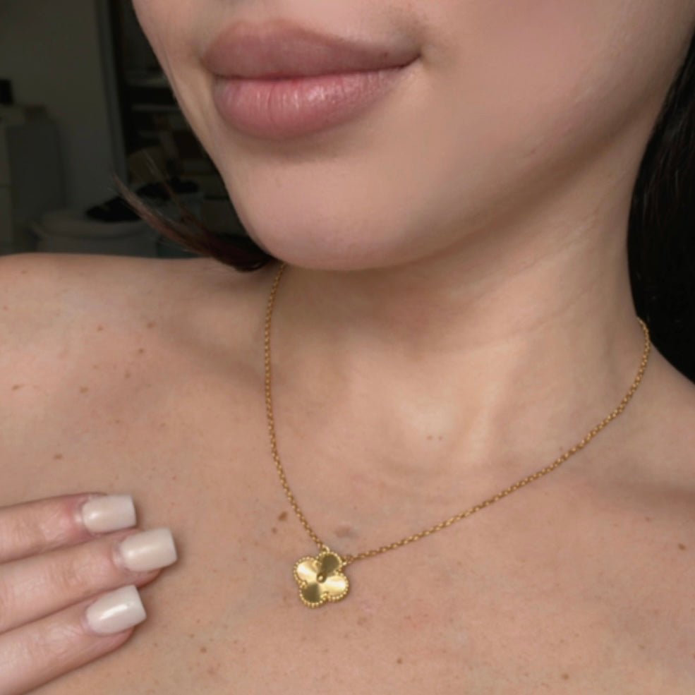 Van Florecita Necklace