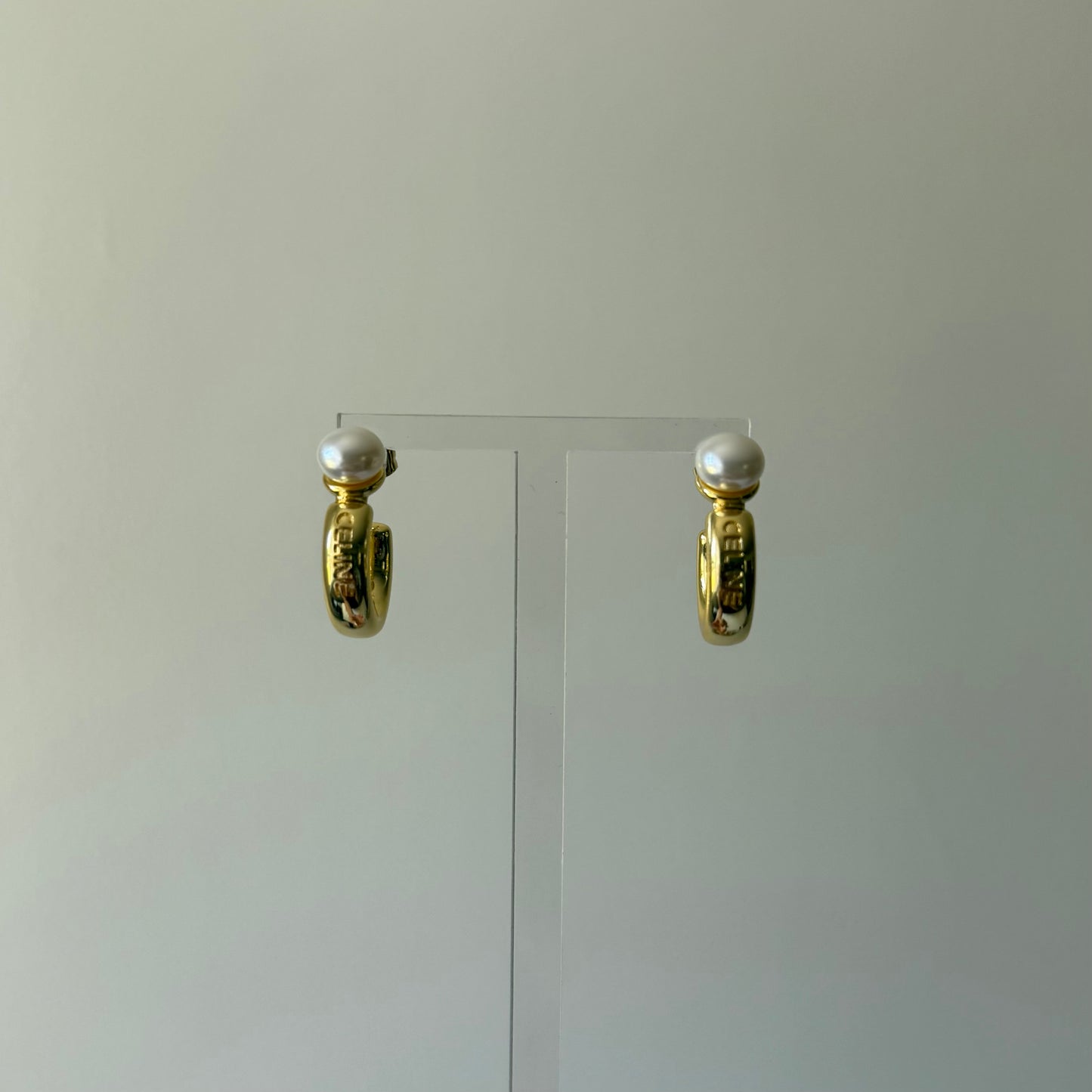 Cel Pearl Earrings