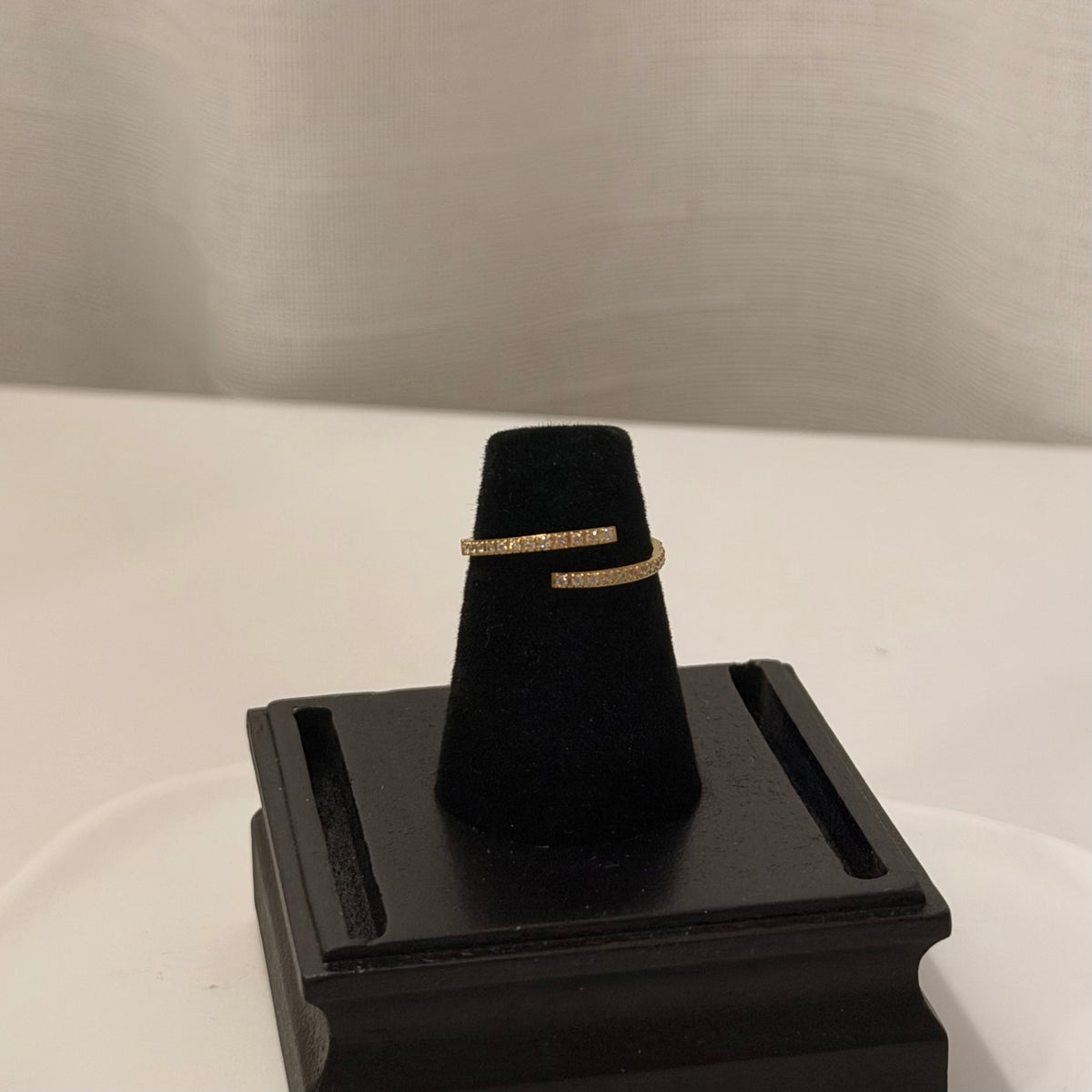 Minimalist Ring