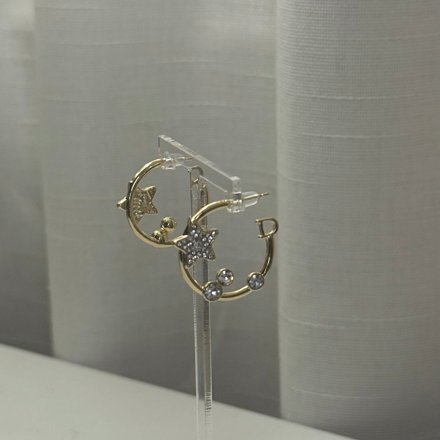 D Star Earrings