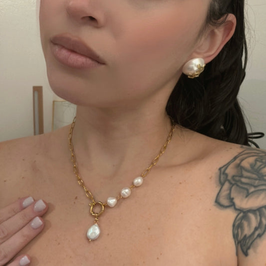Pearl Pendant Necklace